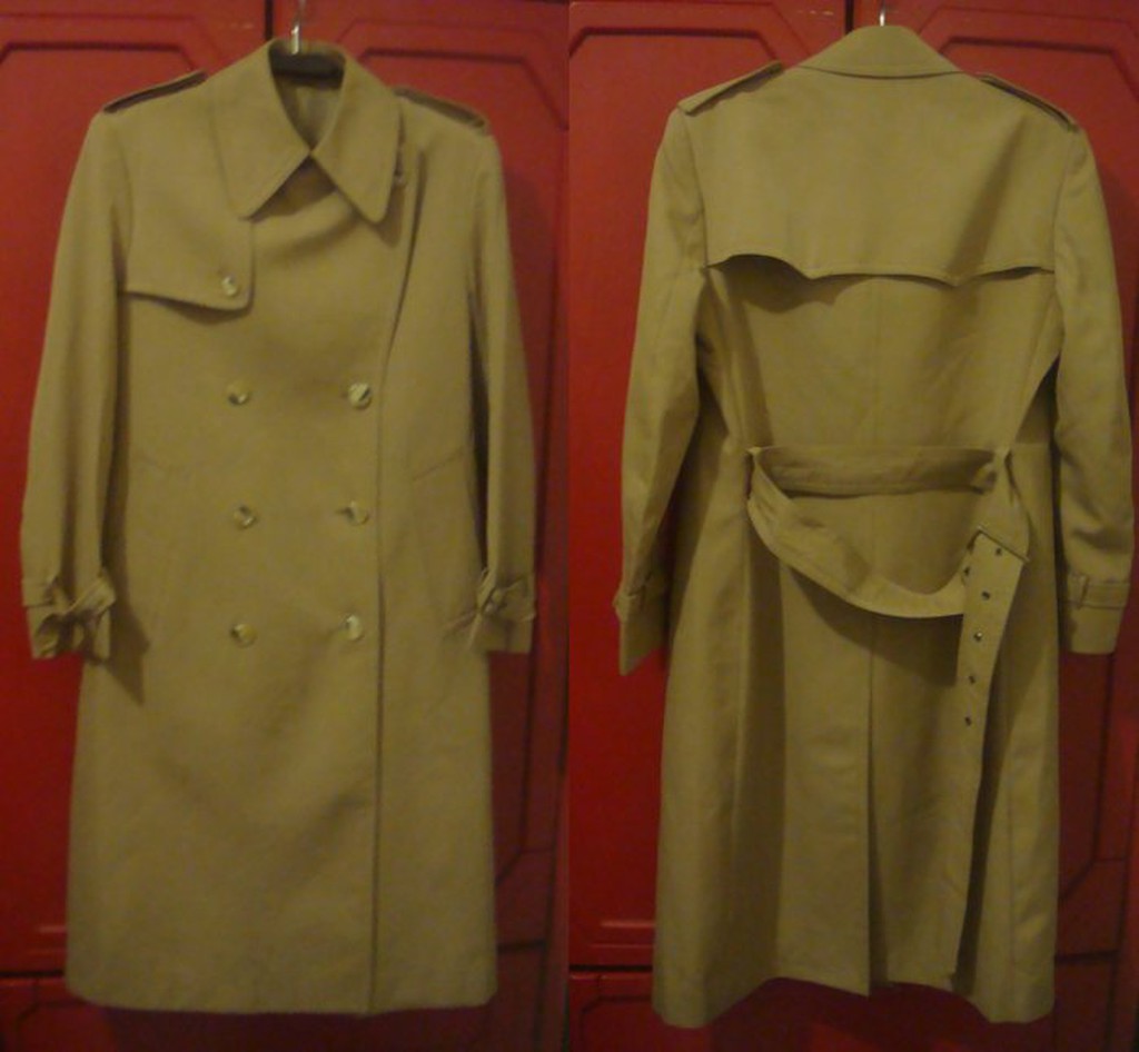 sanyo trench coat