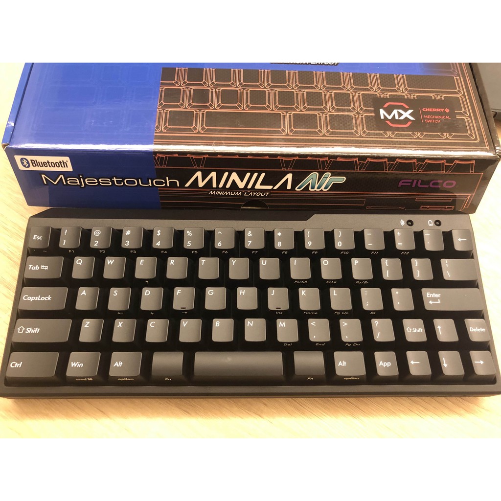 [二手][九成九新]Filco MINILA Air 67Key 無線藍芽機械鍵盤(紅軸-英文)