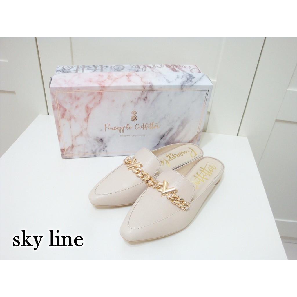 sky line/Pineapple Outfitter RIVIERA 金屬綴飾羊皮低跟穆勒拖鞋-米杏7號 有品牌鞋盒