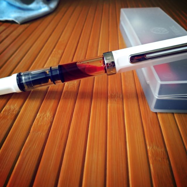 三文堂 TWSBI ECO 鋼筆 EF尖 白色