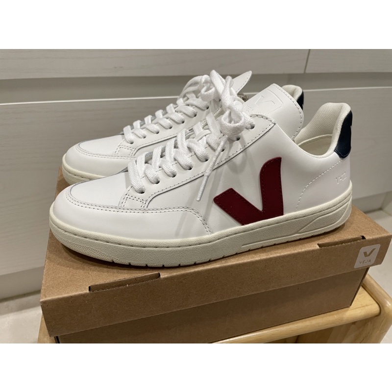 全新VEJA  V12 小白鞋  EUR 39