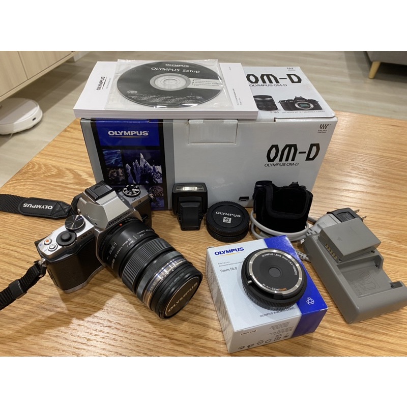 OLYMPUS E-M5 OM-D + 12-50 kit + 9mm f8.0