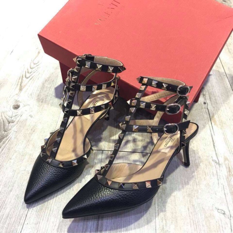 valentino 卯釘鞋 保證真品 VALENTINO 范倫鐵諾 高跟鞋 代購