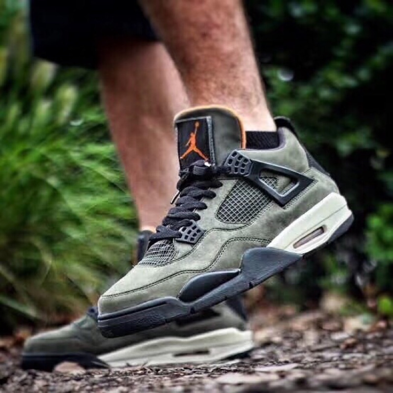 undefeated x air jordan 4 retro