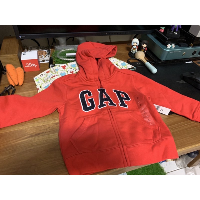 全新GAP紅色外套95