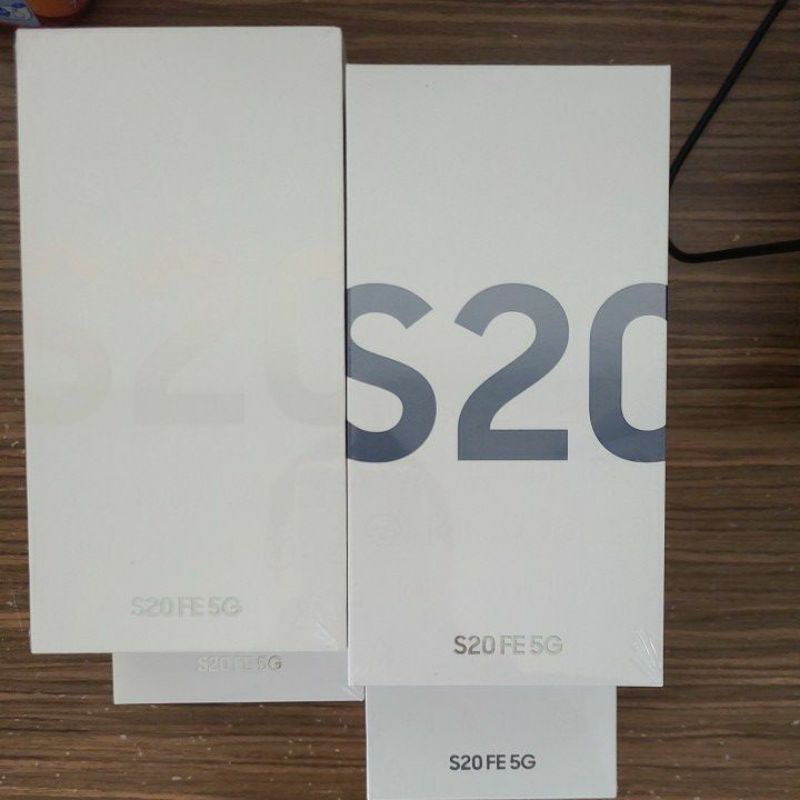 全新未拆 台灣公司貨 白色 Samsung Galaxy S20 FE (8G/256G) 6.5吋四鏡頭智慧手機