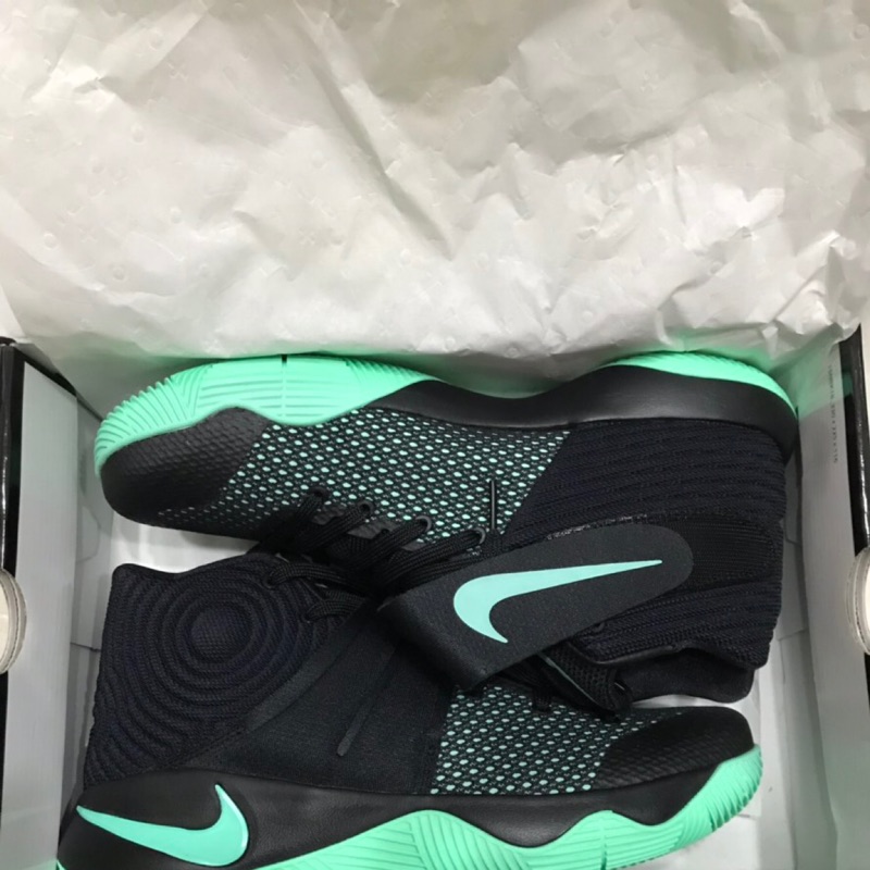 nike kyrie 2 green glow