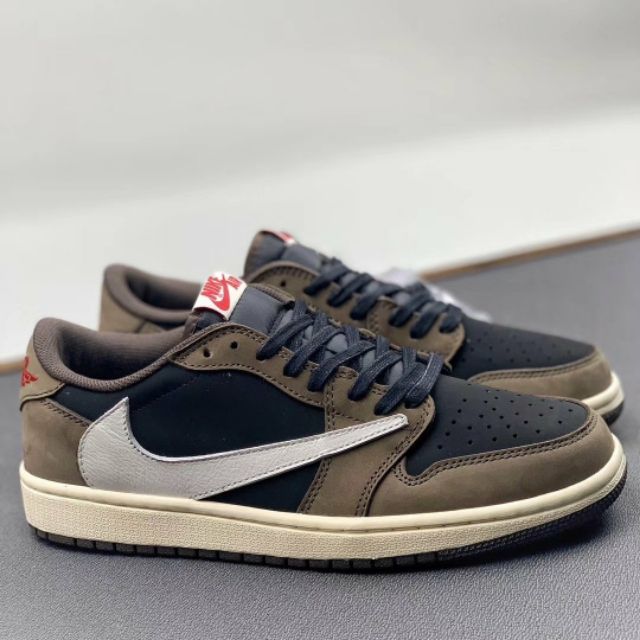 aj1 travis scott low legit check