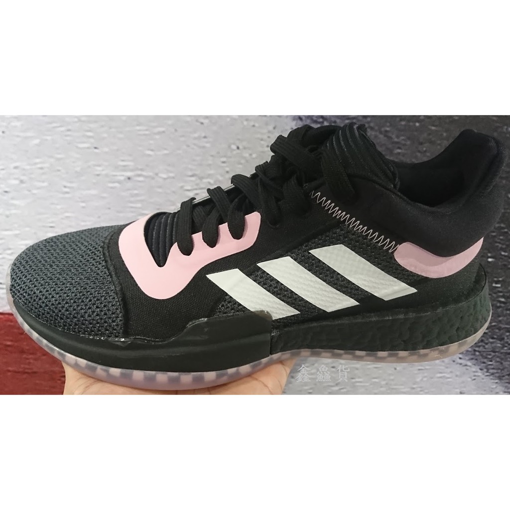 2019 三月 ADIDAS MARQUEE LOW BOOST 籃球鞋 黑白粉 EE6858