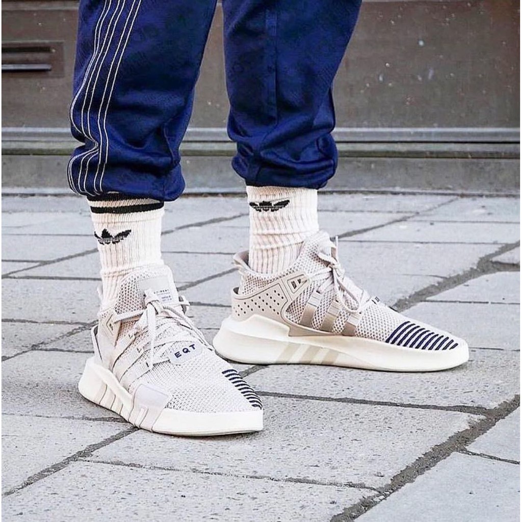 bambas adidas yeezy precio