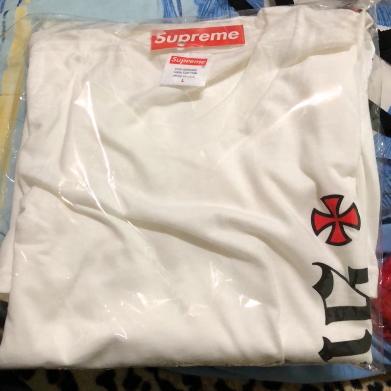 supreme independent tee