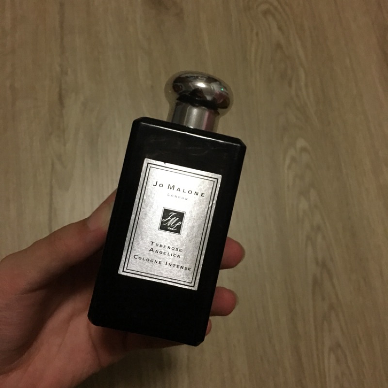 Jo malone 黑瓶 夜來香與白芷