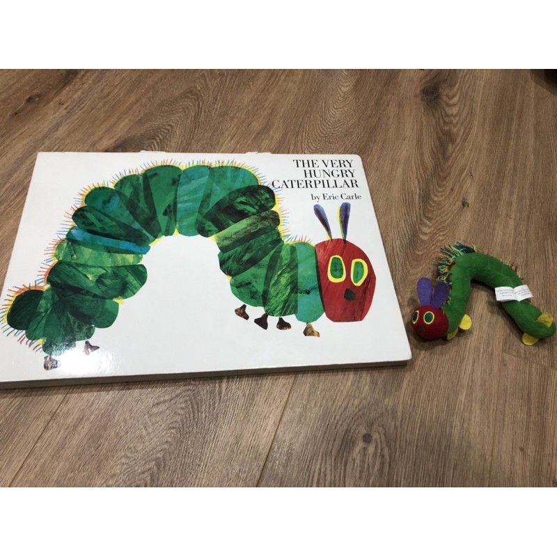 Very Hungry Caterpillar 大本硬頁書 毛蟲玩偶eric Carle 艾瑞卡爾 蝦皮購物