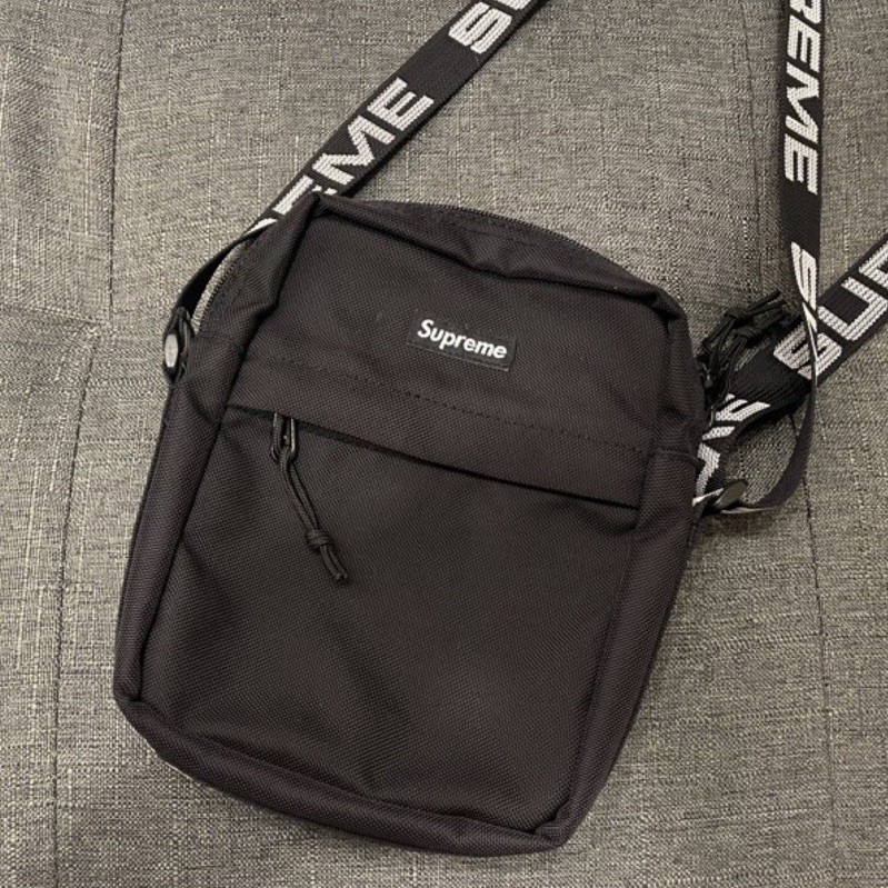 Supreme 44TH Shoulder Bag 小包