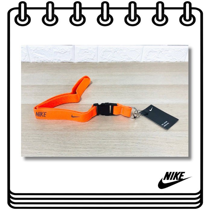 【Drawer】NIKE 多功能 掛帶 吊帶 識別證吊帶 證件帶 藍 手機吊帶 相機掛繩 鑰匙圈 AC3582-413