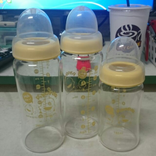 二手黃色小鴨玻璃寬口奶瓶
