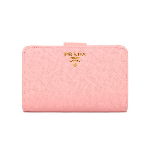 PRADA SAFFIANO 防刮皮革金屬字母釦式中夾(粉色)