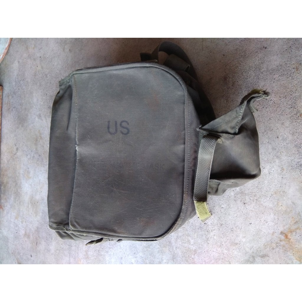 老物收藏-美軍時期軍用小小背包(不清楚正確用法，當裝飾品售)