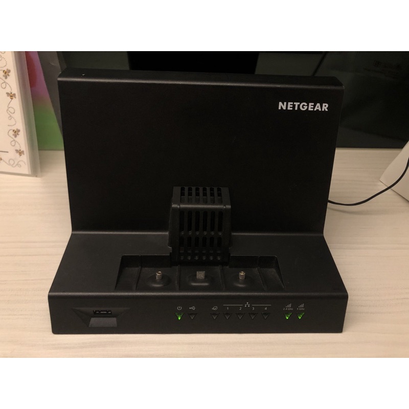 NETGEAR Aircard Cradle 4G 適合790S 810S路由器