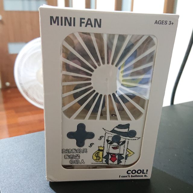 Mini fan 攜帶型 小型 迷你 風扇 鋰電池 usb充電 兩段式風速 內建Led燈 全新未使用