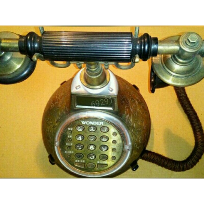 旺德復古電話機~2015年以1450元買入，古董電話機，復古電話機，電話，擺飾~復古電話機擺飾~電池室故障當擺飾品販售