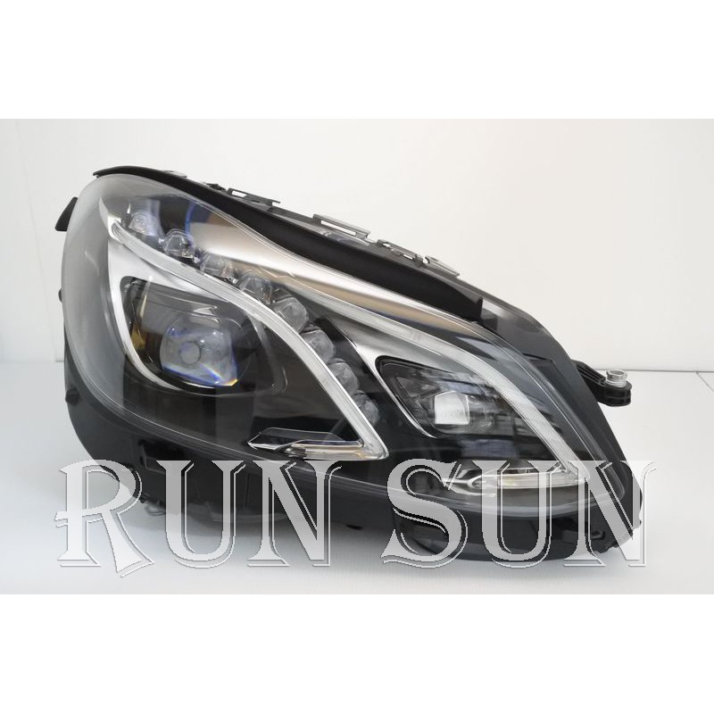 ●○RUN SUN 車燈,車材○● 全新 賓士 W212 升級高配樣式 燈眉黑框魚眼 內建LED 大燈 方向燈 歐規