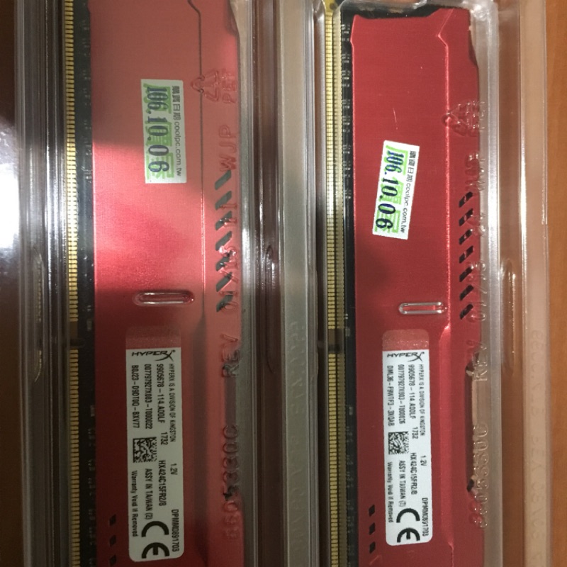 金士頓 DDR4 2400 8G x2