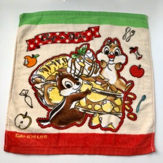 【午後時光】日本東京迪士尼Disney-松鼠 奇奇蒂蒂 蛋糕 蘋果 運動 洗臉 擦汗 手帕 大方巾-5702-A