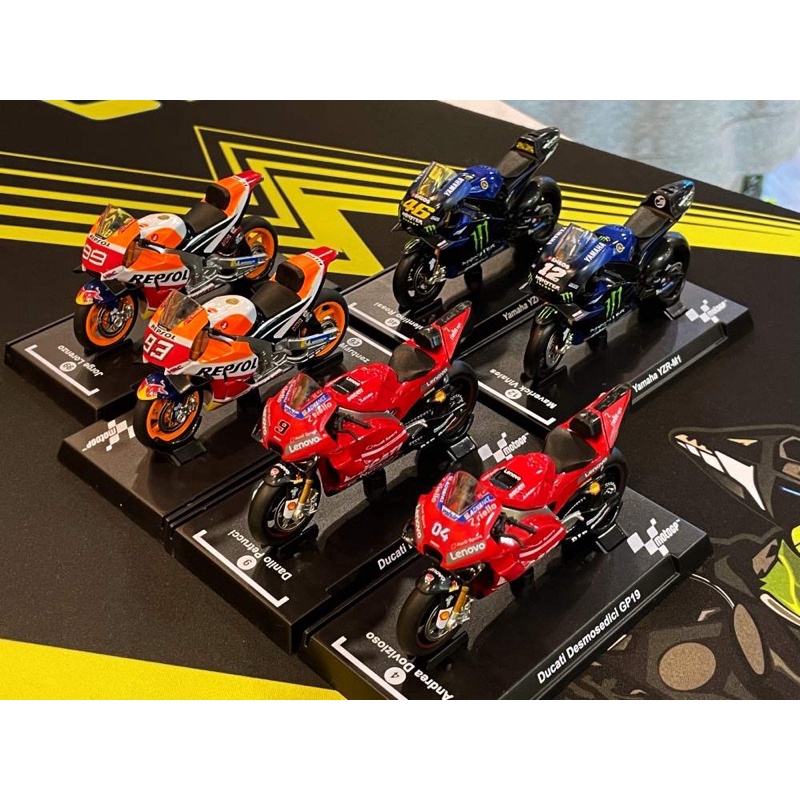 芽の舖～(現貨/限量/全新)💯7-11 MOTOGP 冠軍榮耀 三強 1:24重機模型車杜卡迪 羅西 本田