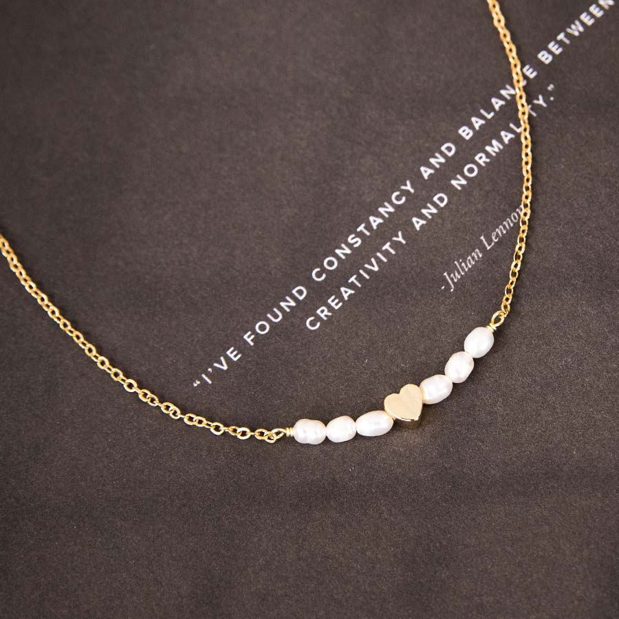 MIUSTAR 氣質珍珠排列金屬立體愛心項鍊(共1色)0614 預購【NL1531】