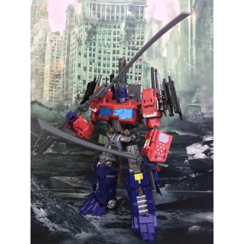 非變形金剛 LT-03 Striker Prime 武器大師柯博文  (MTCD-01 KO版)