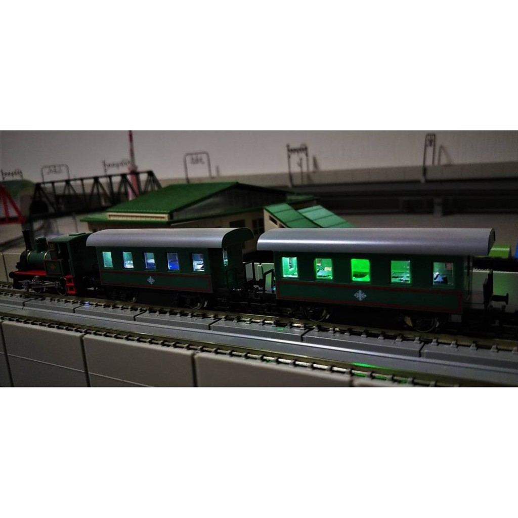 Kato 10 503 1 歡樂小鎮的sl列車蒸氣列車組客車裝白色led 和7色自動變化led室内燈装備新品現貨 蝦皮購物