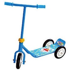 (免運) 哆啦A夢  兒童滑板車 (全新) 滑板車