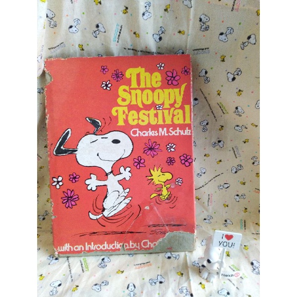 *潤餅小舖*史努比The snoopy festival 早期硬殼漫畫書