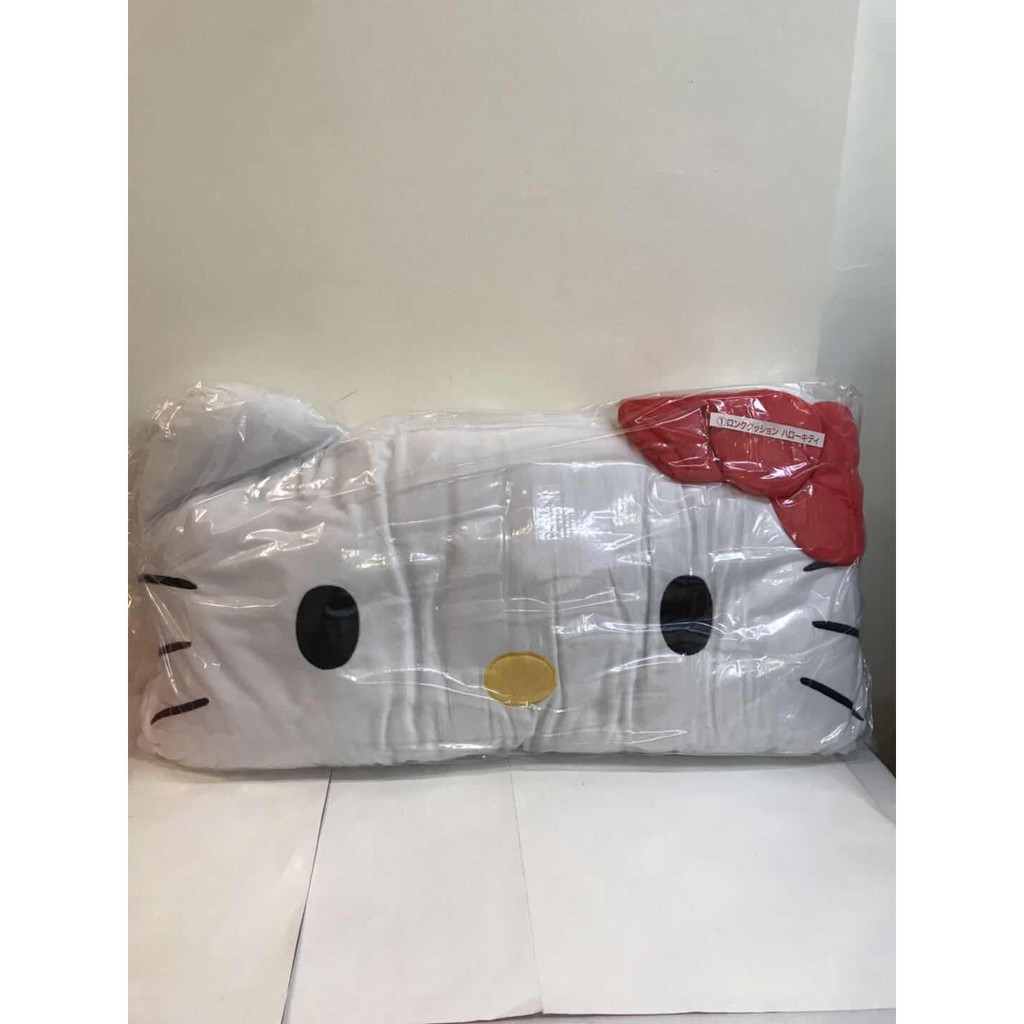 日本限定：绒布抱枕 kitty  76cmx32cm 訂價1600元