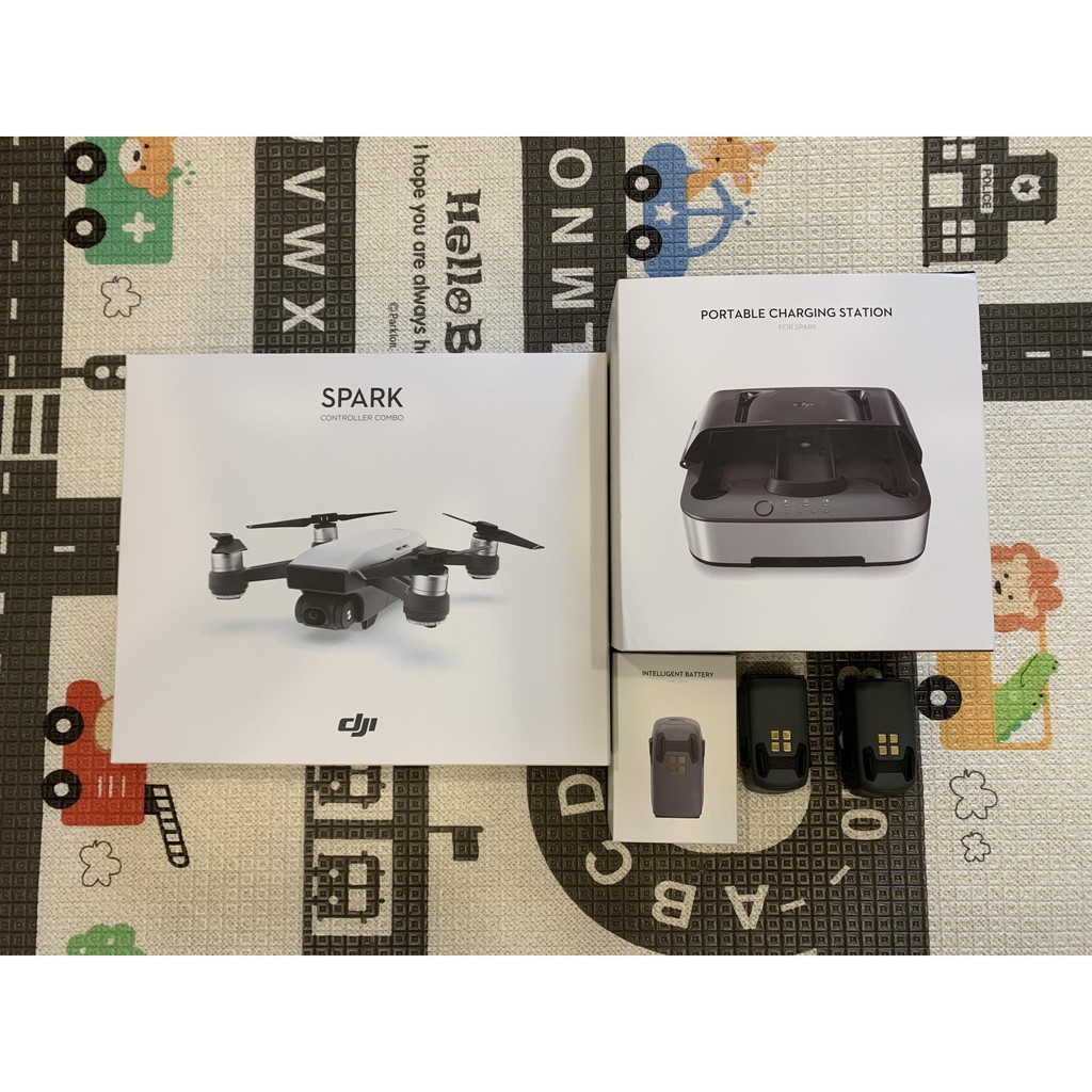 【現貨 保內】DJI 大疆 SPARK 曉 空拍機 盒裝 + 原廠移動充電盒 3顆電池