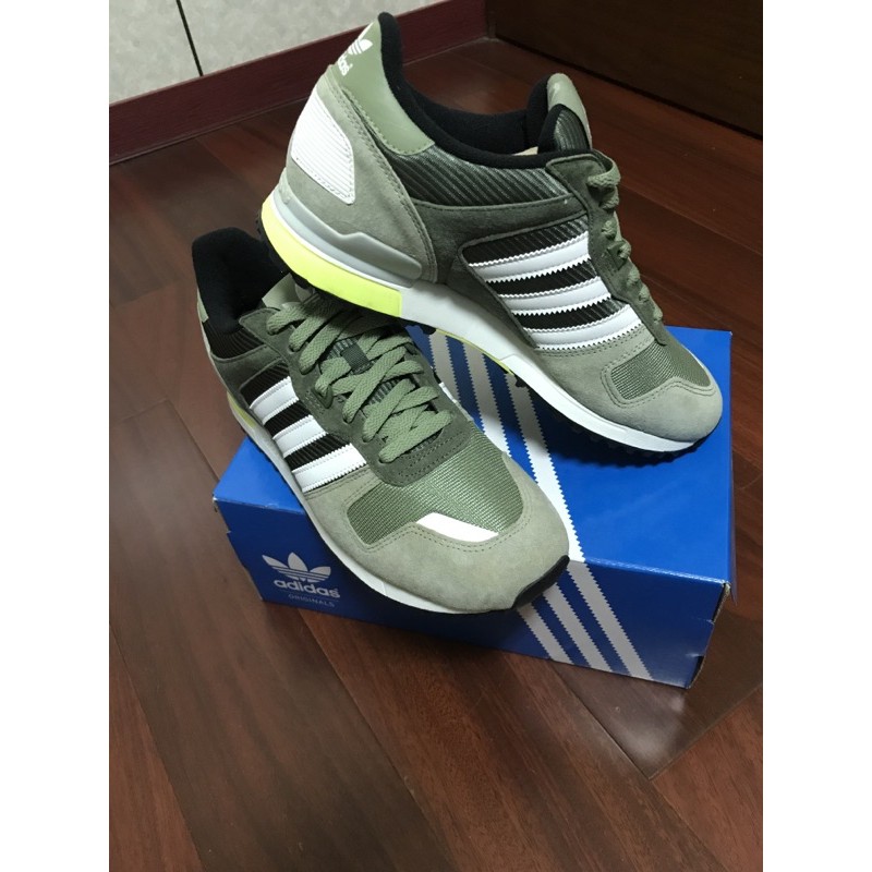 adidas zx700 運動休閒鞋