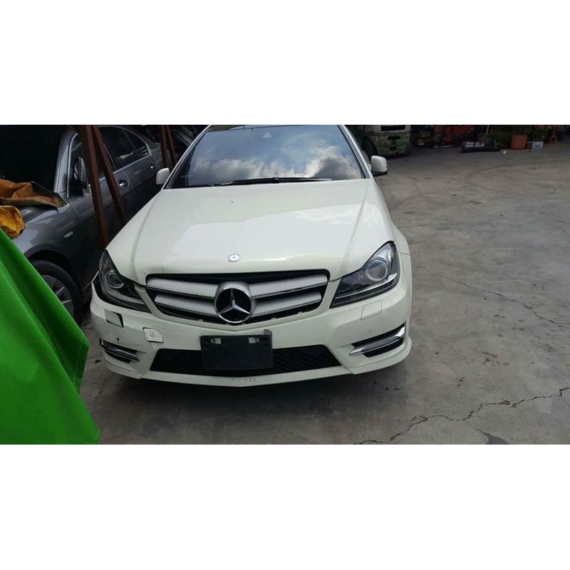 W204 C250 零件車 有內裝 可看車 可拆可洽詢賣各種中古車零件