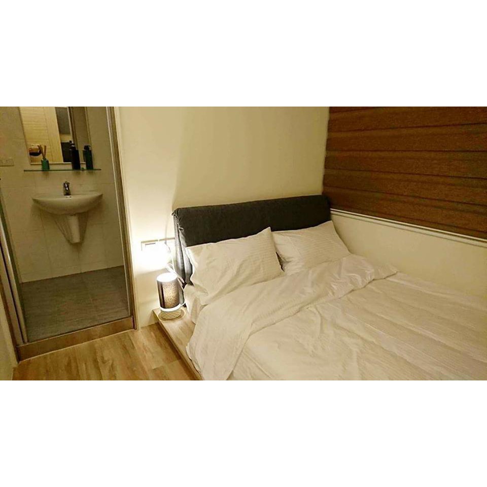 庭藝居傢飾 造型靠枕式床頭板 和室床頭片 床頭櫃 壁板裱布3 5 5 6尺實體工作室專業尺寸訂做 蝦皮購物