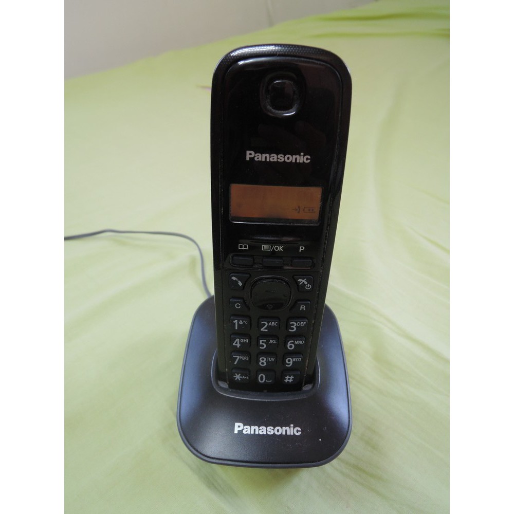 國際牌 數位 無線 電話 KX-TG1611 雙模來電顯示 螢幕背光燈 防指紋表面 可掛壁式裝置  Panasonic
