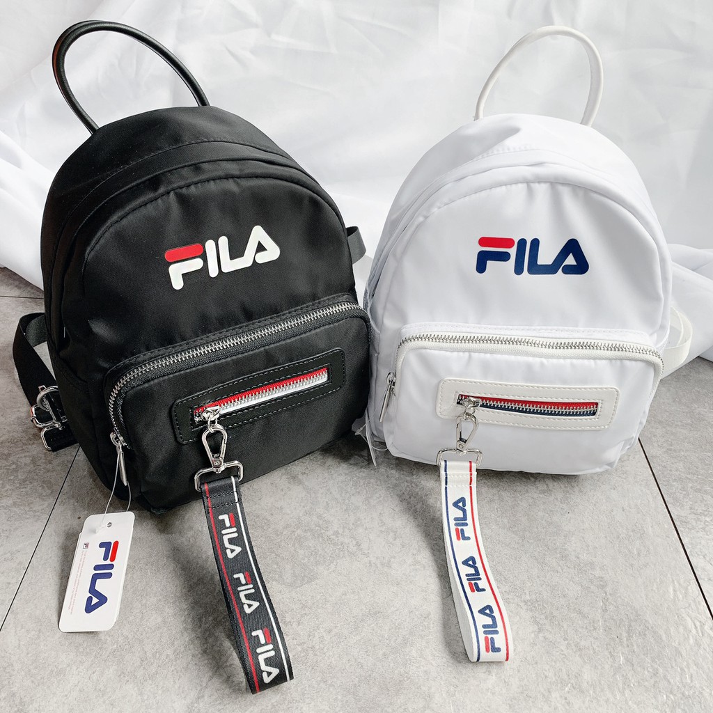 FILA BACKPACK LOGO 黑 白 紅 尼龍 雙肩 迷你 後背包 鑰匙圈 串標 小包 DOT聚點