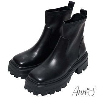Ann’S流行回歸-顯瘦貼腿彈力皮革厚底方頭軍靴短靴5cm-黑