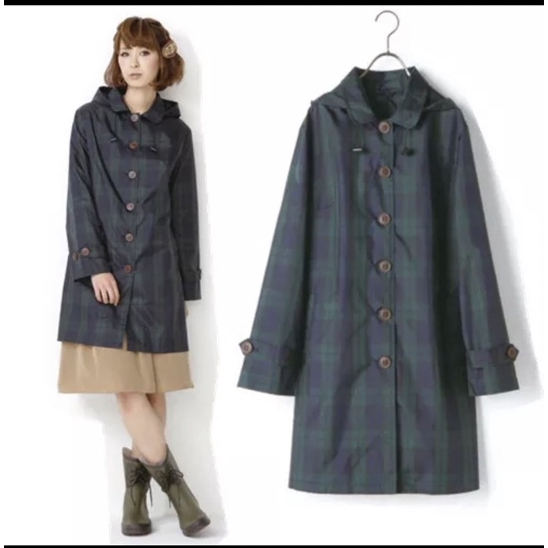 二手日本 超輕薄透气可愛時尚雨衣秋冬風雨衣