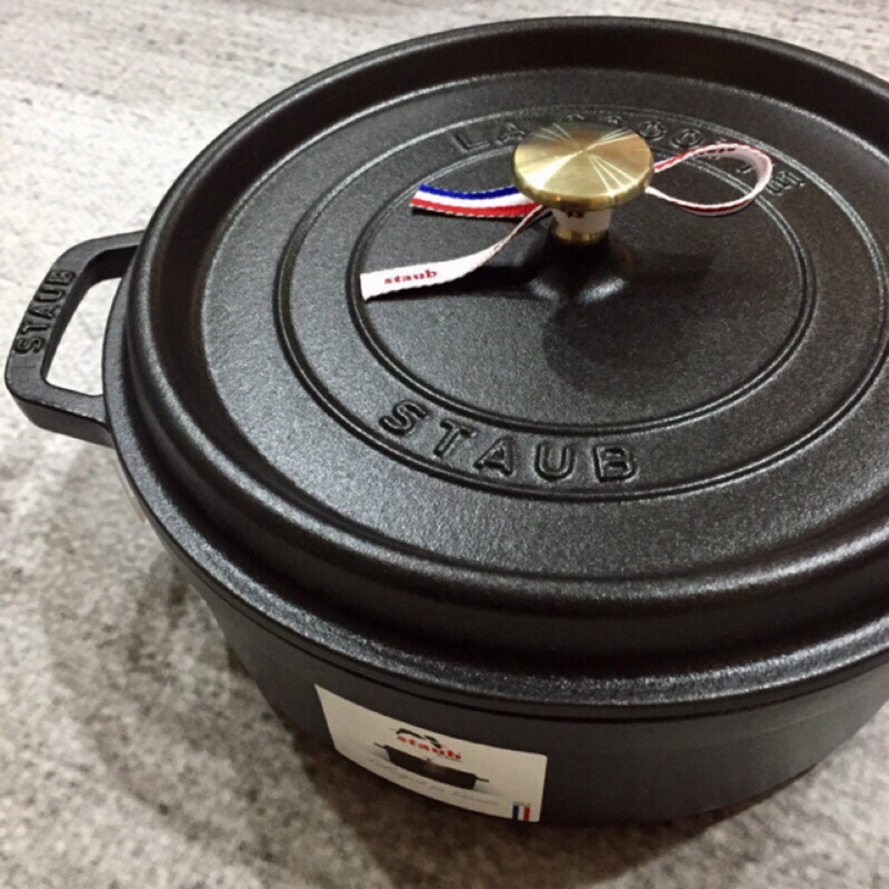 Staub 26淺鑄鐵鍋