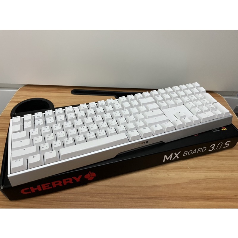 《客留》Cherry MX Board 3.0S RGB (白)茶軸-近全新