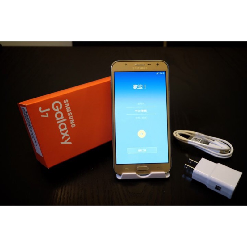 Samsung GALAXY J7 (SM-J700F) 金色 16G 手機 5.5吋 雙卡雙待 1300萬畫素