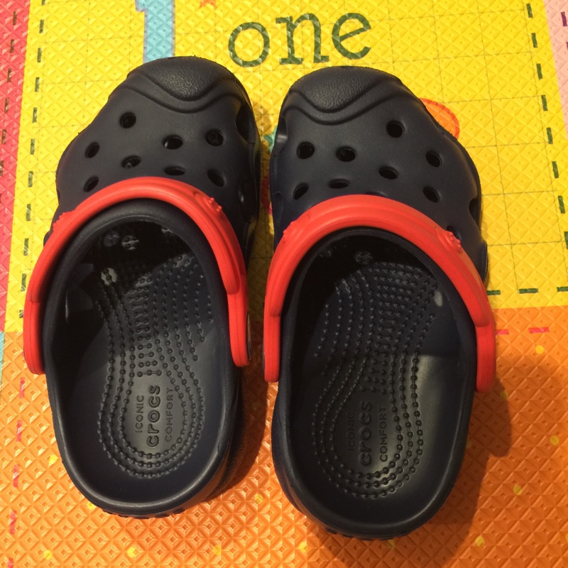 red crocs size 14