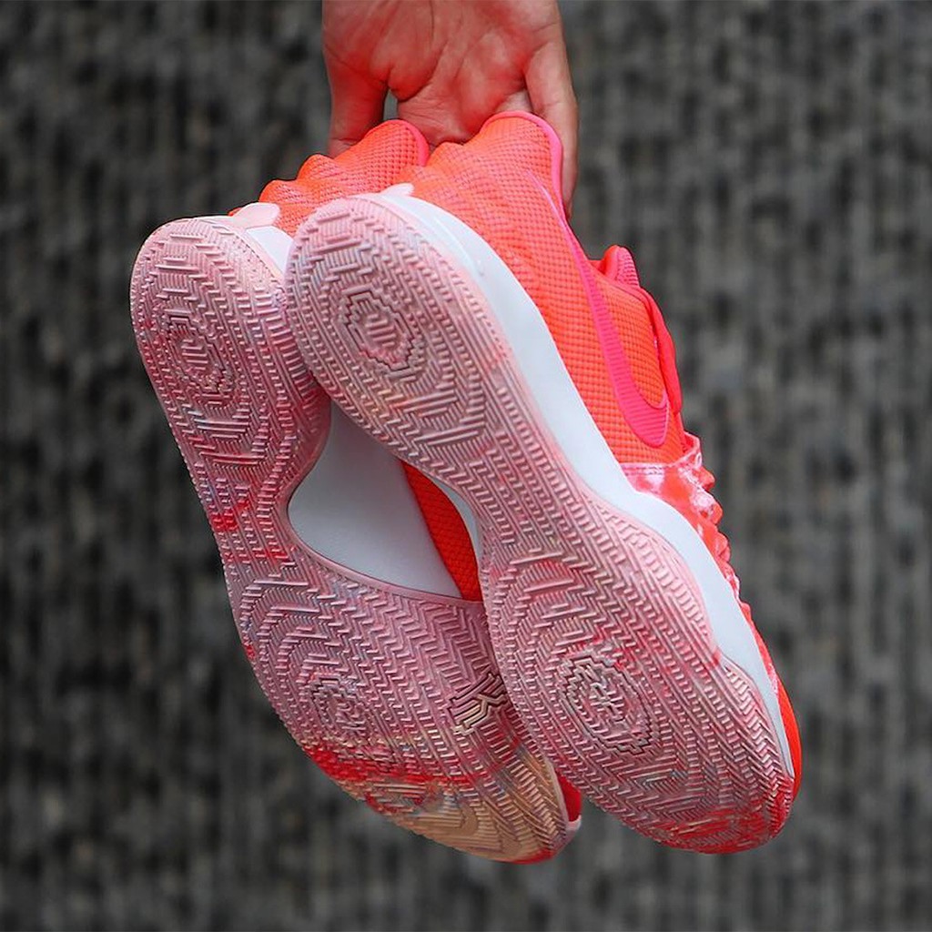 kyrie low ep hot punch