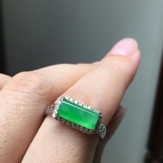 嗨，寶貝銀飾珠寶* 緬甸玉A貨 翡翠飾品☆保證A貨 放光老坑玻璃種綠翡 陽綠戒指 18k金 南非真鑽☆附臺灣鑑定書