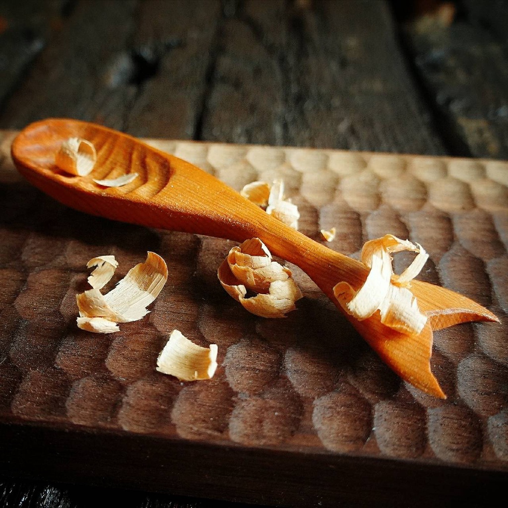 木湯匙 台灣檜木 鯨魚手工木質湯匙 木質餐具 木製湯匙 淺湯匙 經魚尾巴 手工雕刻/手工刻紋
